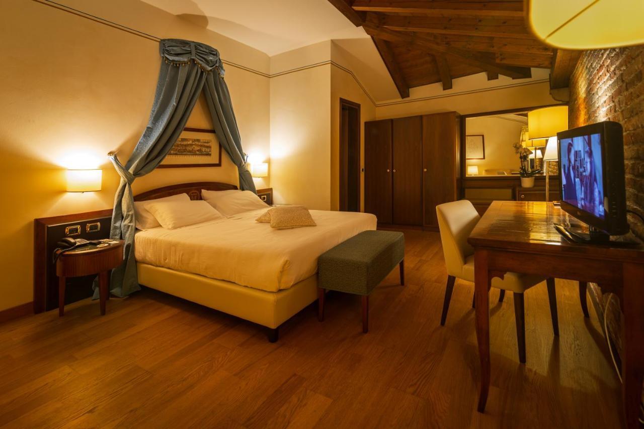 Hotel Alla Torre Castelfranco Veneto Bagian luar foto